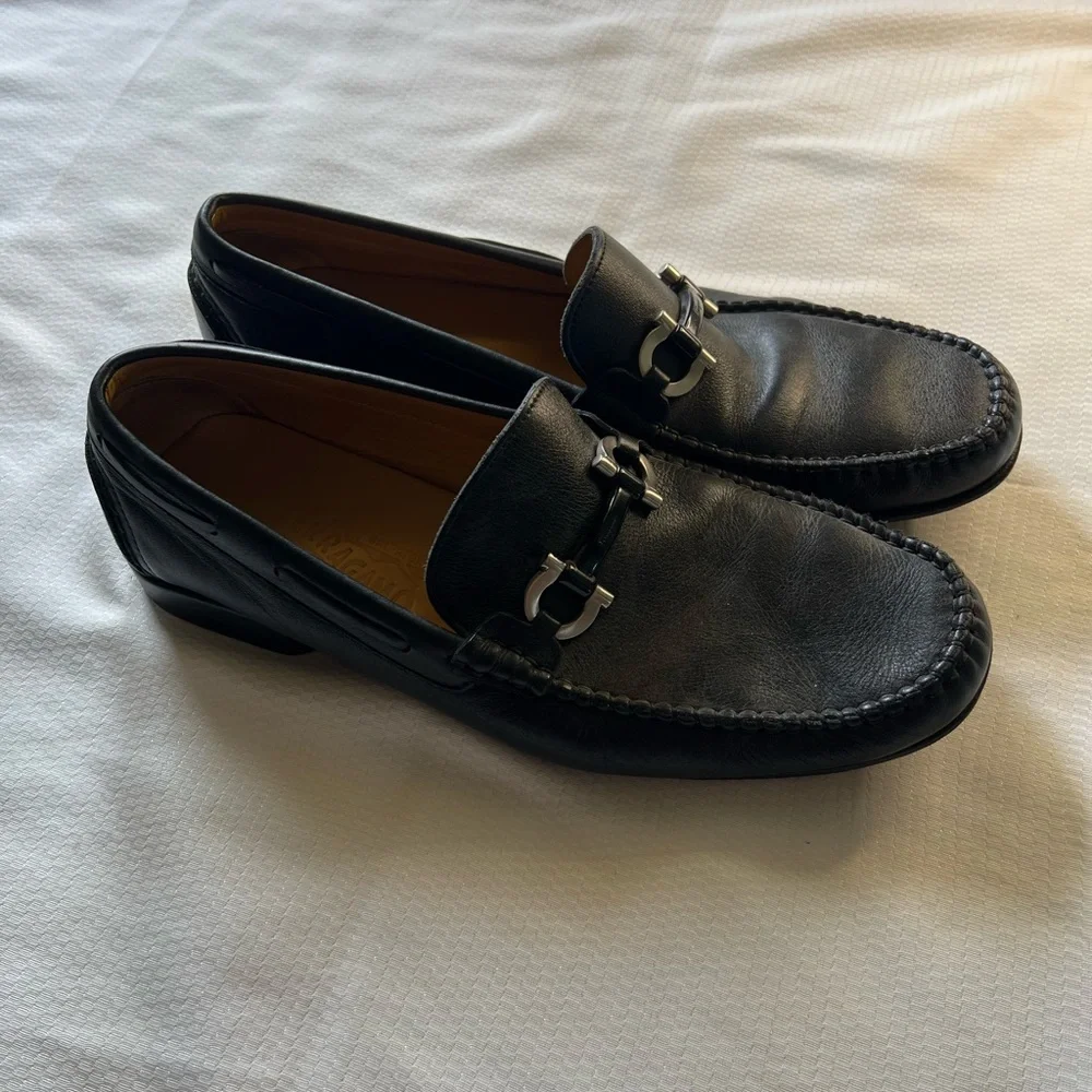 Salvatore Ferragamo Black Leather Slip-On Loafers‎